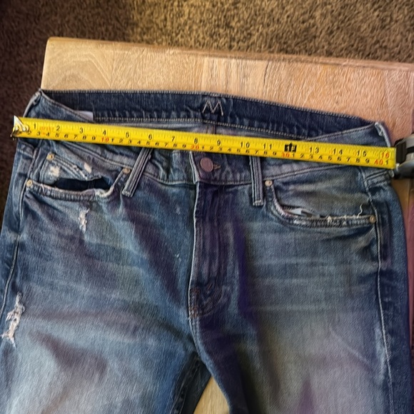 MOTHER The Dropout Fray Women's Jeans in Reckless (29) - Picture 9 of 10